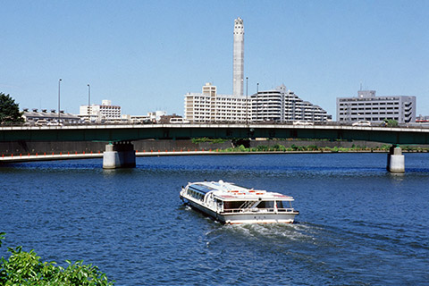 荒川水上バス船着場岩淵リバーステーション